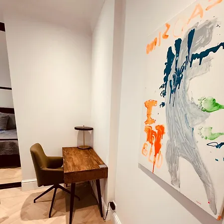 Apartment Elegant Three-bedroom With Stunning Sea Views Alesund