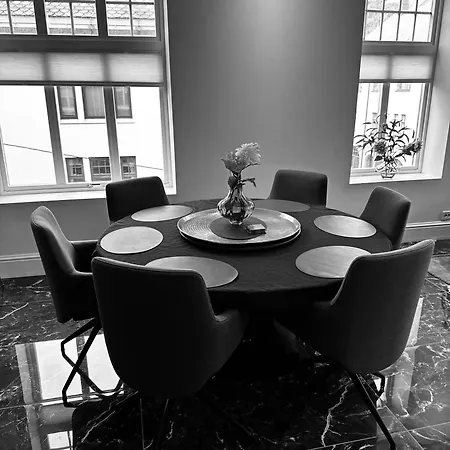 Apartment Elegant Three-bedroom With Stunning Sea Views - Limited Availability - Secure Your For Summer *