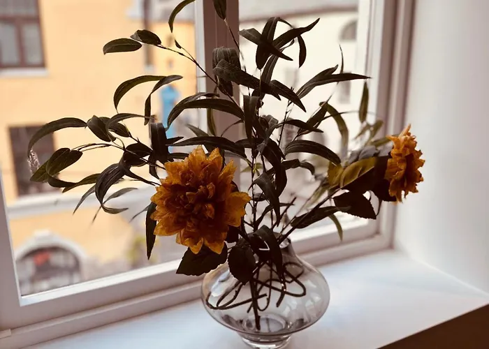 Elegant Three-bedroom With Stunning Sea Views - Limited Availability - Secure Your For Summer *