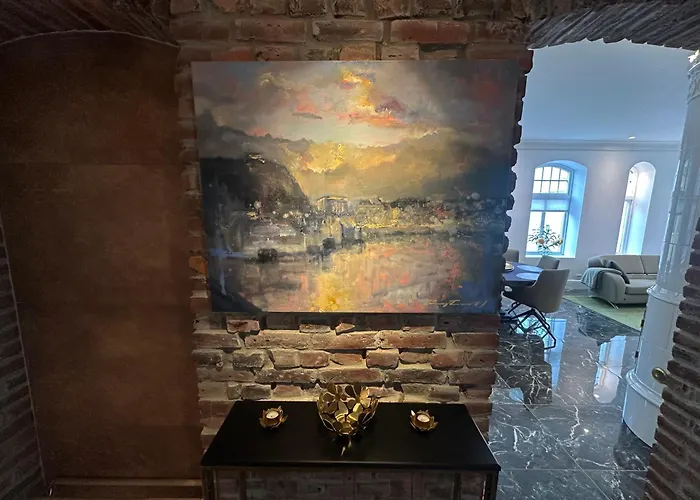 Elegant Three-bedroom With Stunning Sea Views - Limited Availability - Secure Your For Summer Apartmán