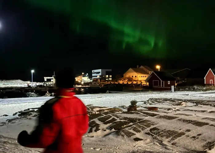 Elegant Three-bedroom With Stunning Sea Views - Limited Availability - Secure Your For Summer Apartmán